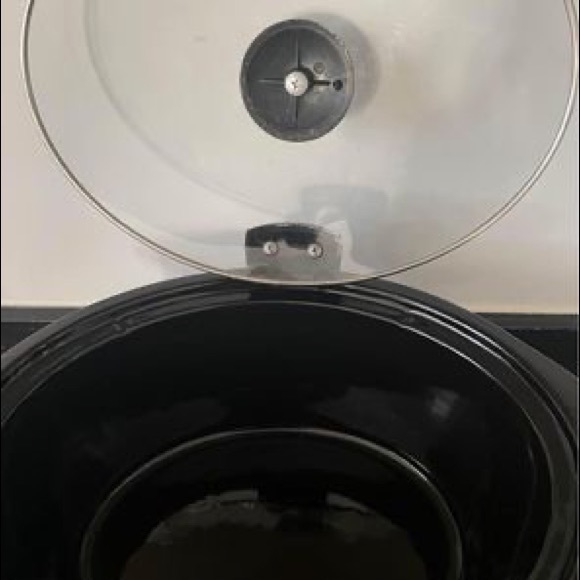 Crockpot 5.5qt with Little Dipper - Picture 2 of 3